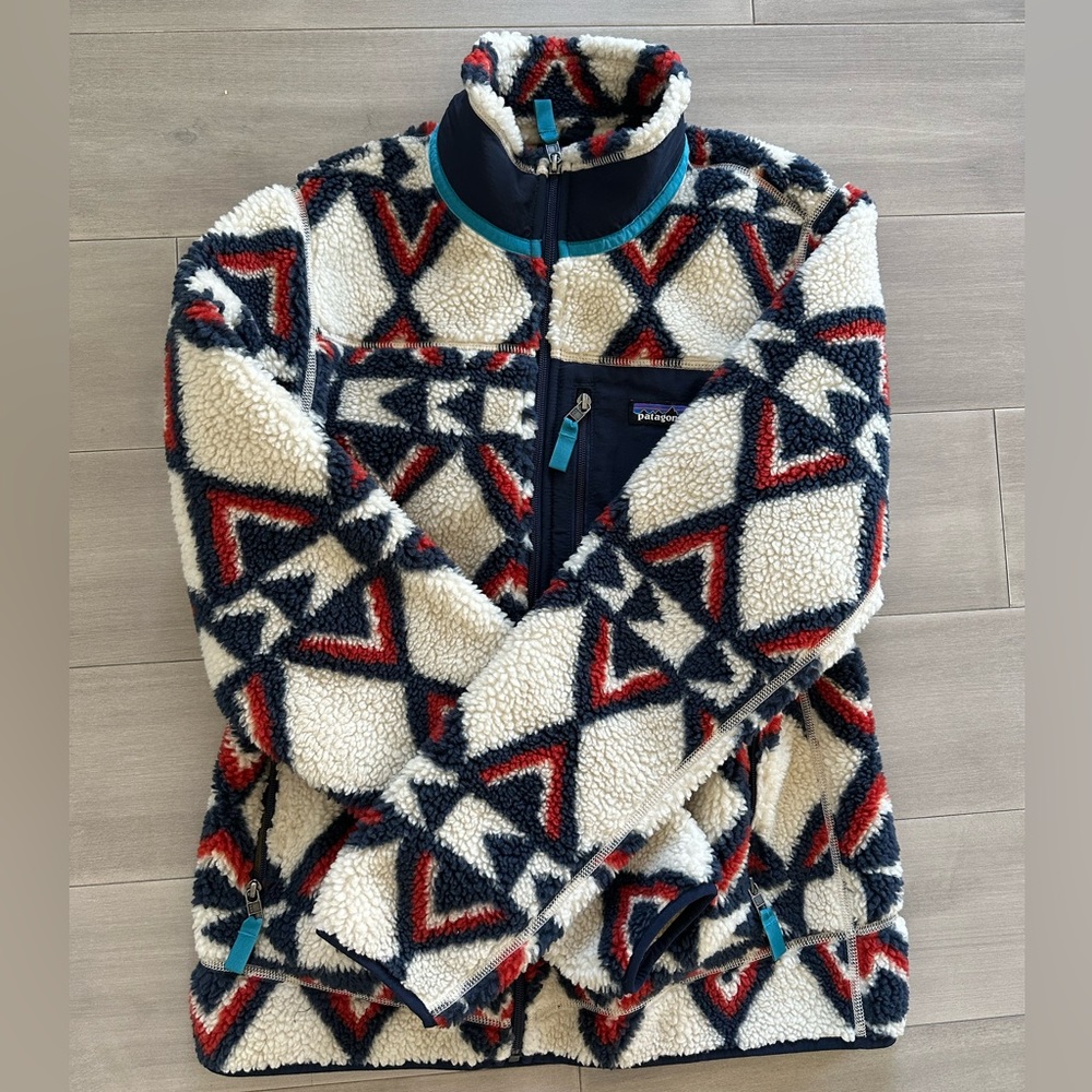 Patagonia Women’s Fleece Jacket - Medium